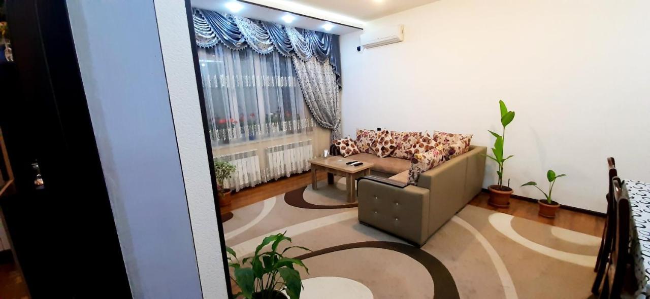 Dom Semya Deluxe Gusar Qusar Exterior foto